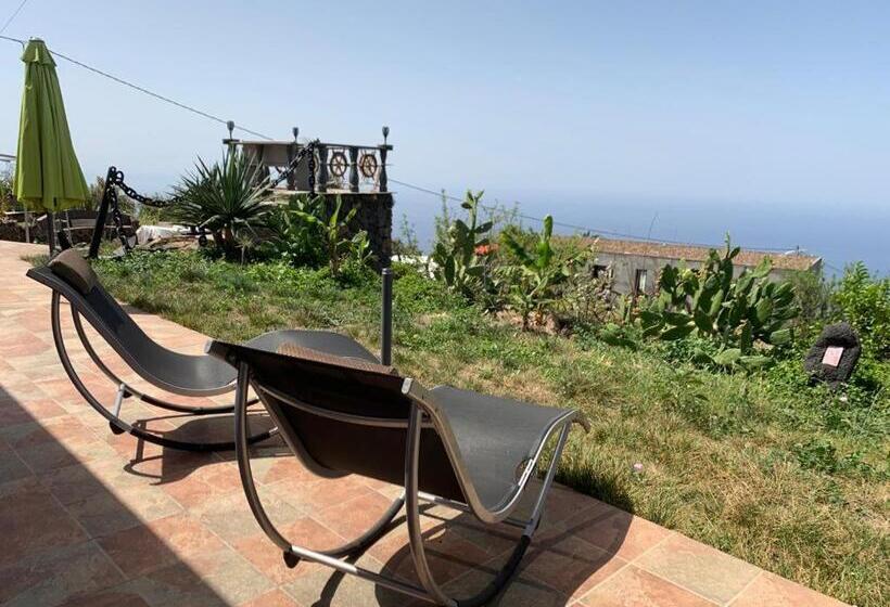 کلبه ییلاقی, Hrlos Piratas   Ferien Haus La Palma   Good Wlan !!