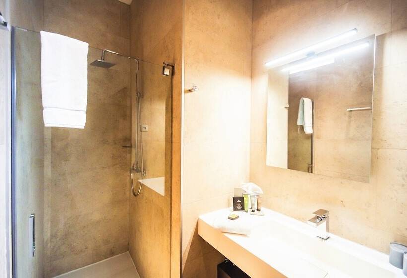 ویلای 1 خوابه, Logis Villa C Hôtel