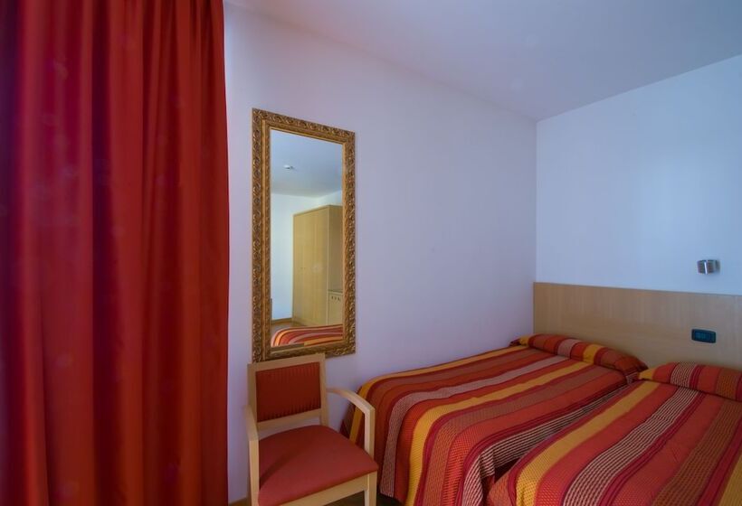 اتاق استاندارد سه نفره, Oasi Wellness & Spa