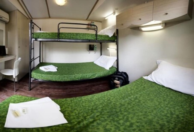بانگلوی استاندارد, Hu Roma Camping In Town