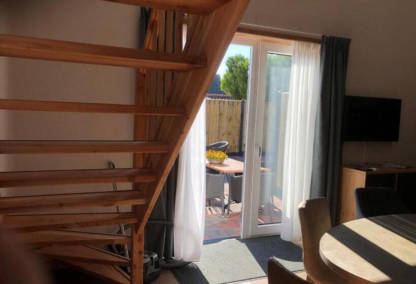 Студия Стандарт, Slaperij Salud! Studios & Appartementen
