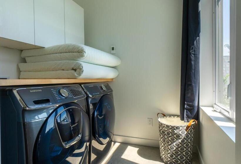 Апартаменты 2 Спальни, Hôtel Appartements De La Gare