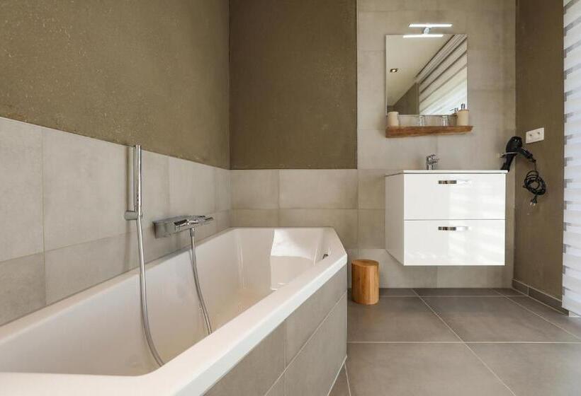 Номер Deluxe с Балконом, Le Sorbier   Gîte Et Chambres D Hôtes