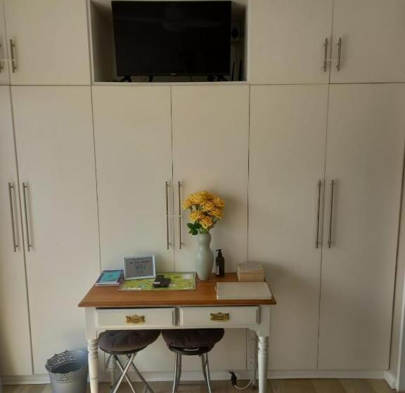 Стандартный Номер Кровать Кинг, Worcester The Karoo Guest Room