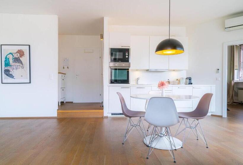 آپارتمان 1 خوابه با تراس, Vienna Residence, City Park   Belvedere