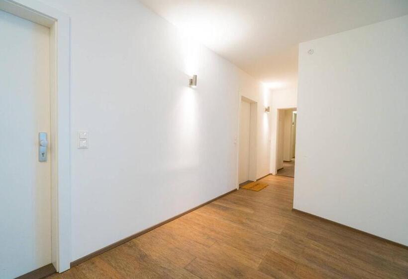 آپارتمان 1 خوابه با تراس, Vienna Residence, City Park   Belvedere