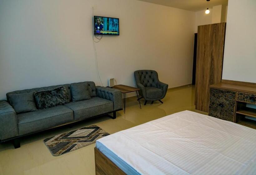 스위트, Summer Villa