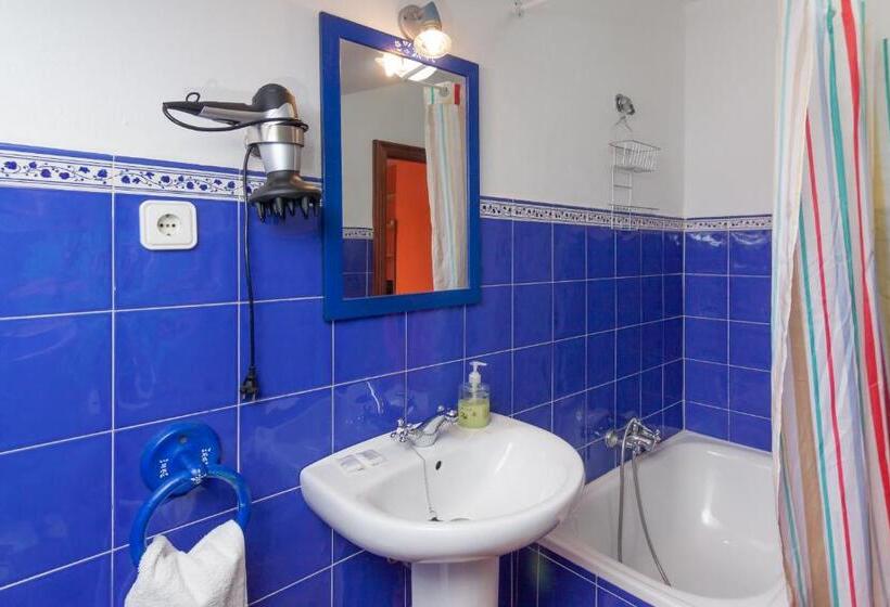 سوییت جونیور, La Casa De Mamasita