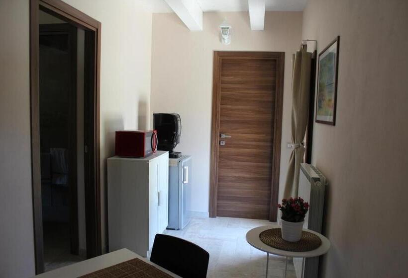 デラックスルーム, Archi Rooms