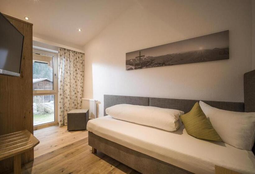 Апартаменты 3 Спальни, Haus Kreidl