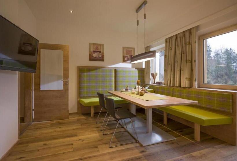 Апартаменты 3 Спальни, Haus Kreidl