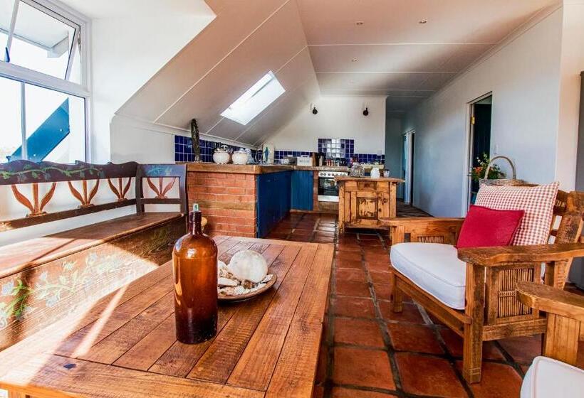 Апартаменты 3 Спальни, Oudewerfskloof Olive Farm