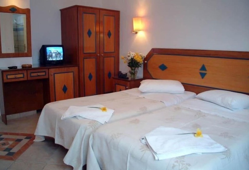 Quarto Estandar, Barbouni Hotel & Studios