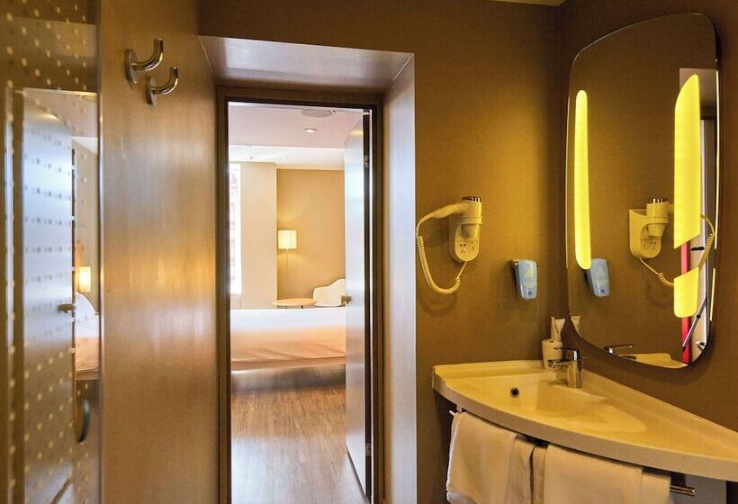 Номер Superior, Ibis Nizhny Novgorod
