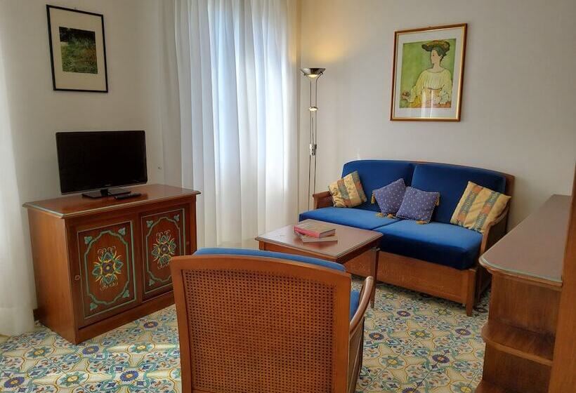 آپارتمان عادی 1 خوابه, Residence L'ulivo