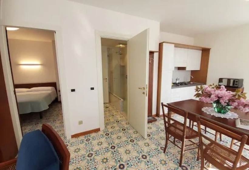 آپارتمان عادی 1 خوابه, Residence L'ulivo