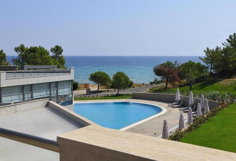 Полулюкс, Krotiri Resort