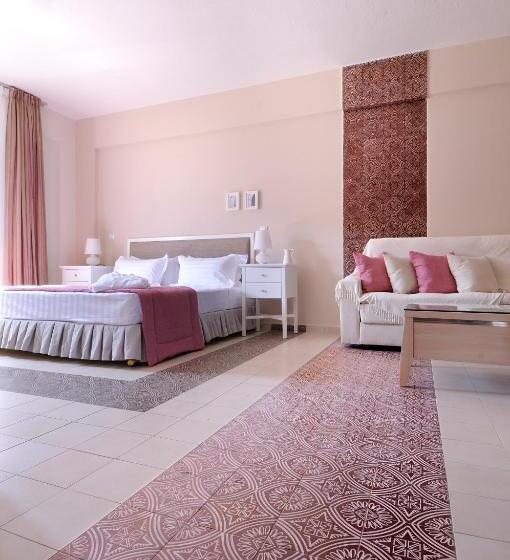 Полулюкс, Krotiri Resort