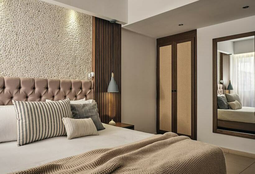Family Suite, The Royal Blue