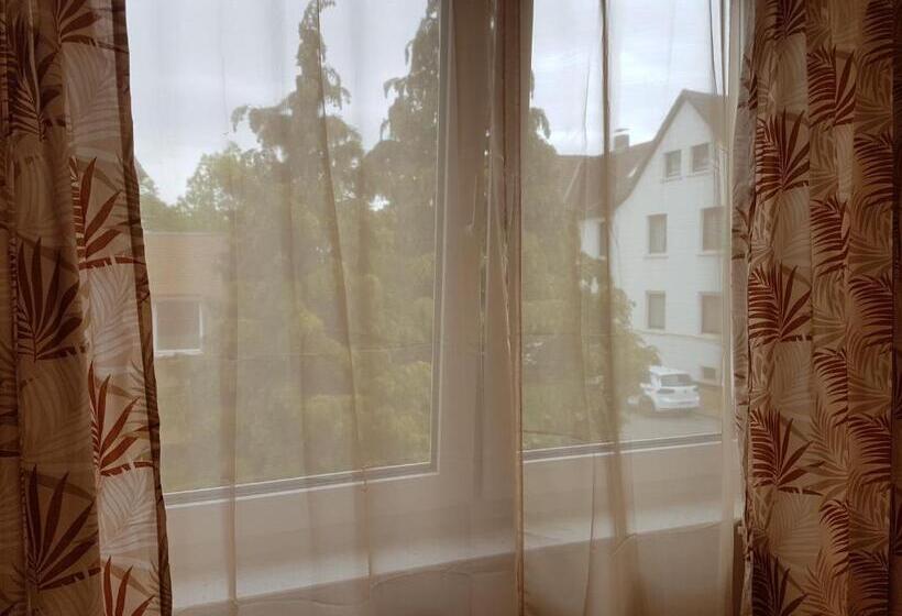 غرفة قياسية فردية, Seelze Letter Monteurzimmer / Apartment / Messezimmer
