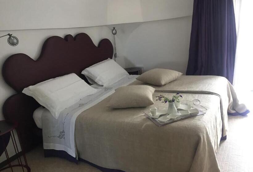 سوییت با استخر, Bartago Luxury House