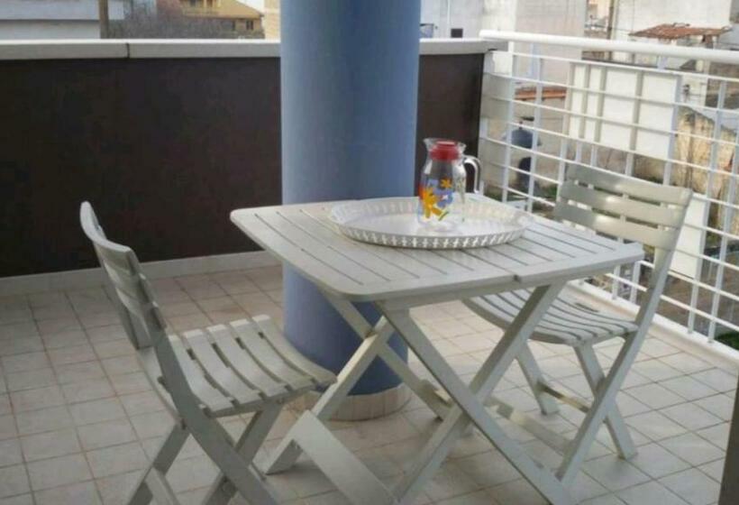 Номер Стандарт Совместная Ванная, La Casa Di Mariagrazia Rooms Con Cucina Condivisa E Terrazza