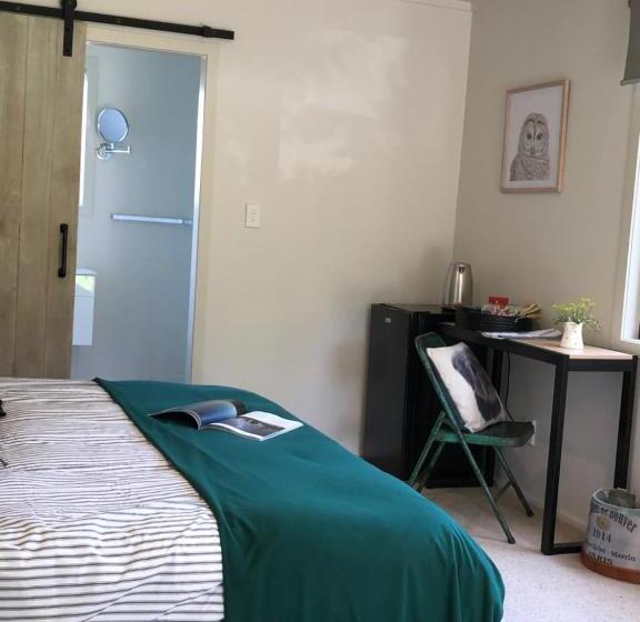 اتاق سوپریور با چشم‌انداز باغ, Cedar Park Bed & Breakfast