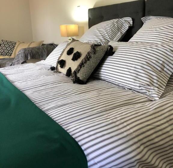 اتاق سوپریور با چشم‌انداز باغ, Cedar Park Bed & Breakfast