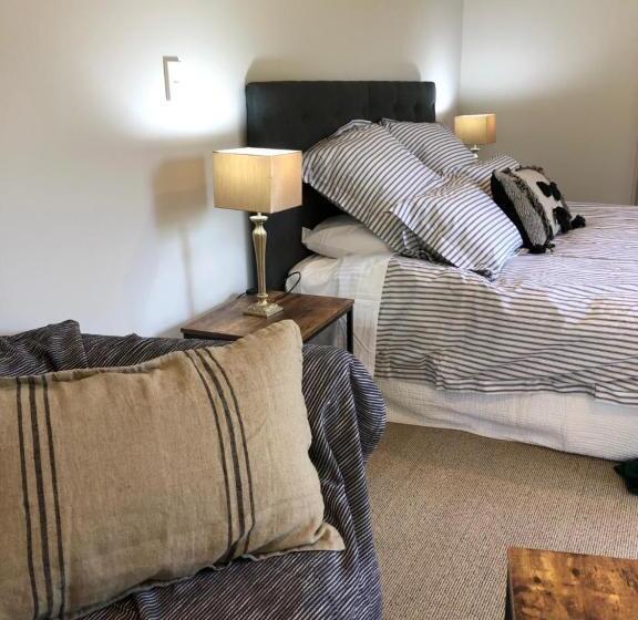 اتاق سوپریور با چشم‌انداز باغ, Cedar Park Bed & Breakfast
