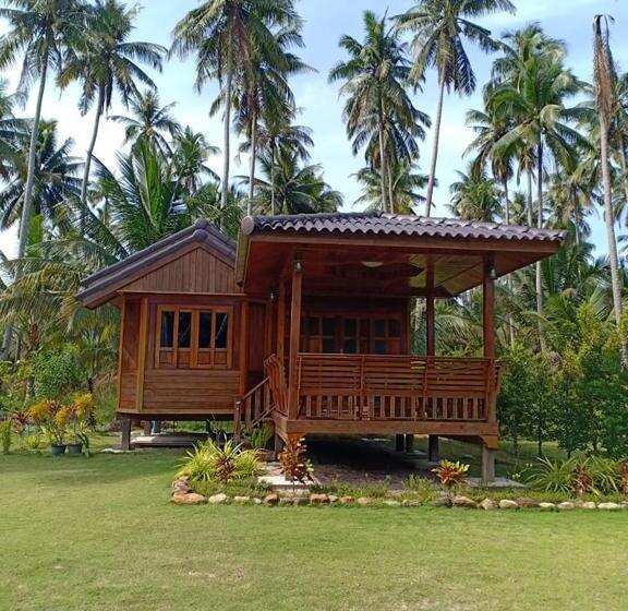 חדר משפחתי נוף לגינה, Walk In Homestay