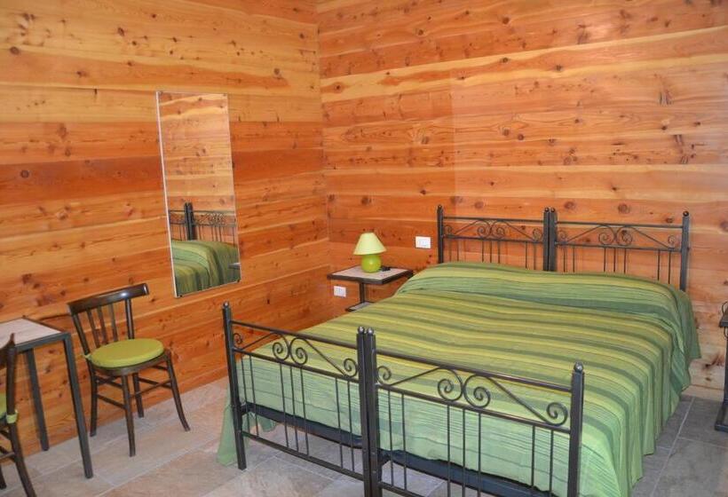 اتاق استاندارد سه نفره, B&b L Albero E Le Stelle