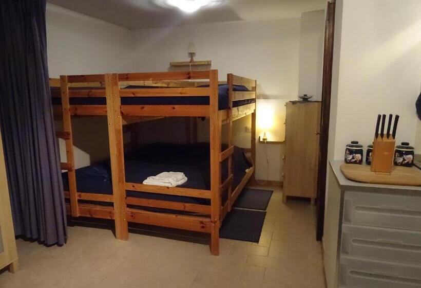 Quarto Quádruplo Estandar, Grannoce Bed And Breakfast
