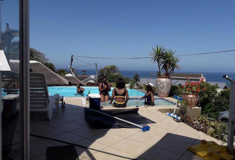 Deluxe Suite Sea View, Song Of The Whales