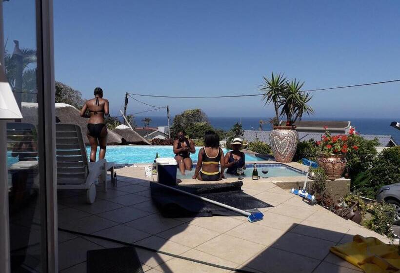 Deluxe Suite Sea View, Song Of The Whales