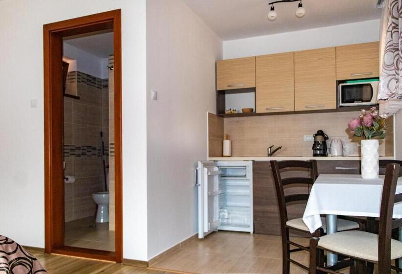 침실 1개 아파트, Casa Tofi Vendégház