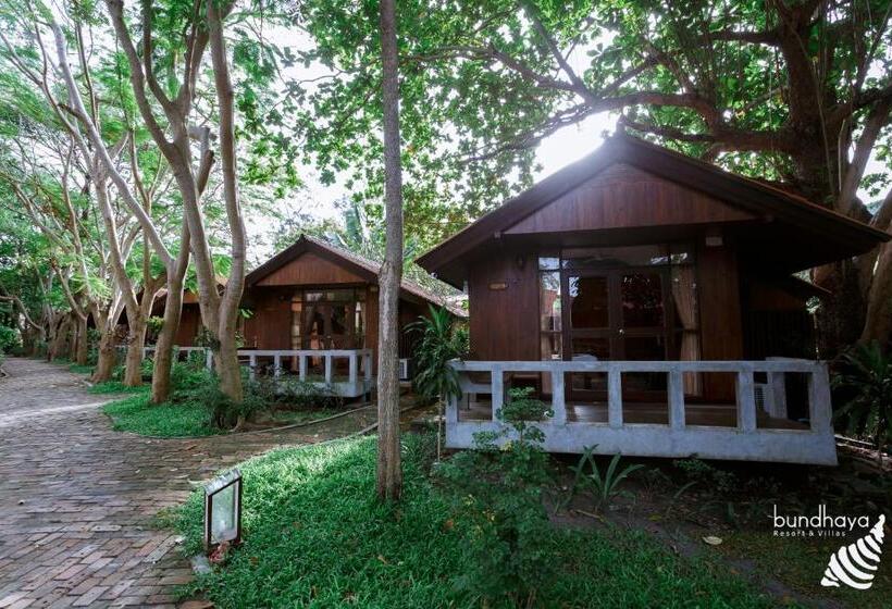 Бунгало Deluxe, Bundhaya Resort