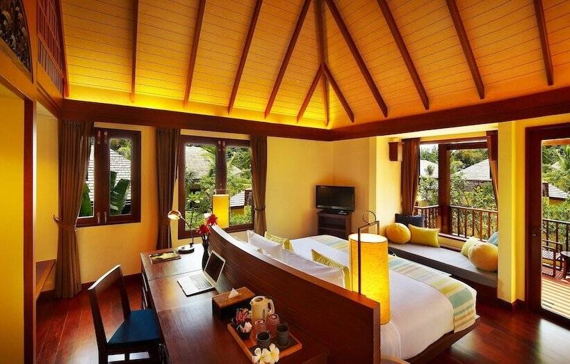 Номер Deluxe, Chantaramas Beach Resort, Koh Phangan