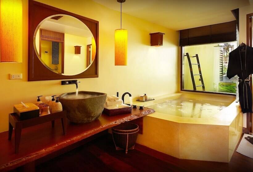 Номер Deluxe, Chantaramas Beach Resort, Koh Phangan