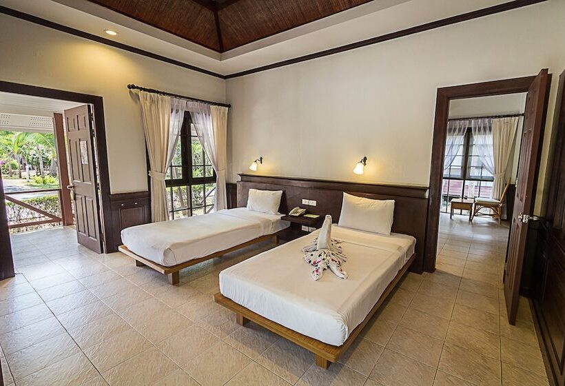 수피리어 방갈로, Coco Palm Beach Resort   Sha Extra Plus