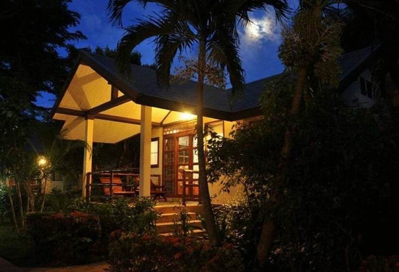 패밀리 방갈로, Coco Palm Beach Resort   Sha Extra Plus