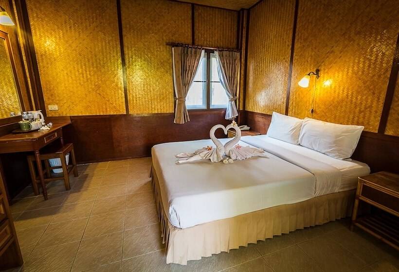 스탠다드 방갈로, Coco Palm Beach Resort   Sha Extra Plus