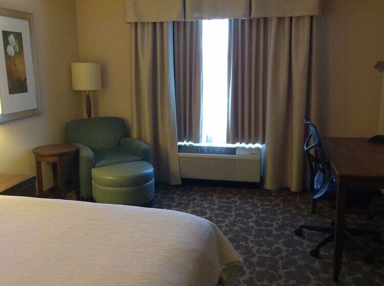 标准间, Hilton Garden Inn Charlotte/concord