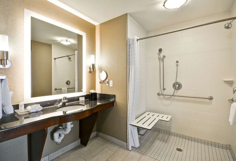 سوئیت برای معلولان, Homewood Suites Wilmington/mayfaire
