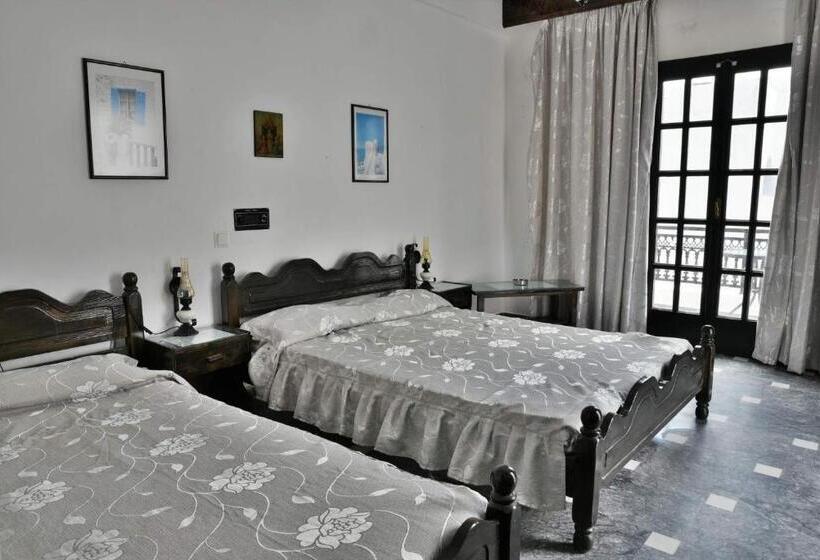 Quarto Triplo Estandar, Koralli