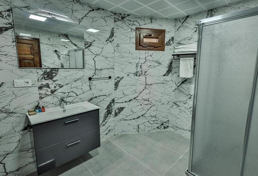 Люкс с гидромассажем, La Casa Cave