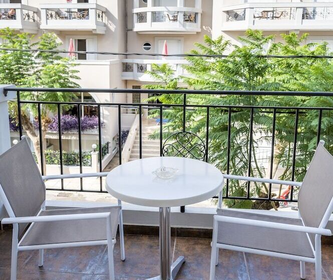 Апартаменты 1 Спальня, Peridis Family Resort