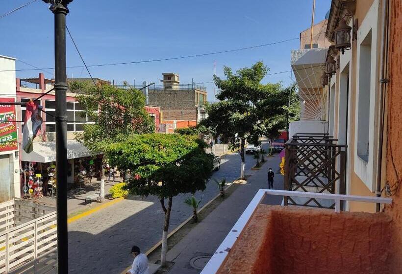 اتاق استاندارد با سرویس بهداشتی مشترک, Hostal Herencia
