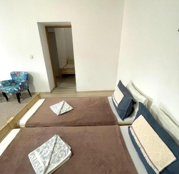 آپارتمان 2 خوابه, Casa Trandafirilor