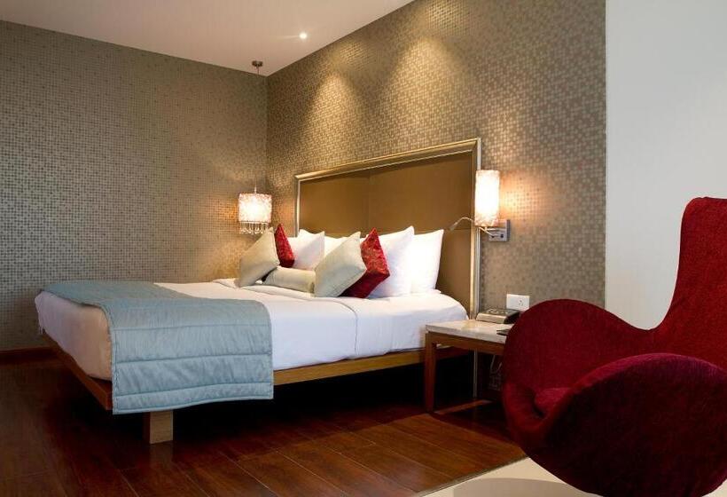 سوییت, 7 Apple Hotel Pimpri Pune