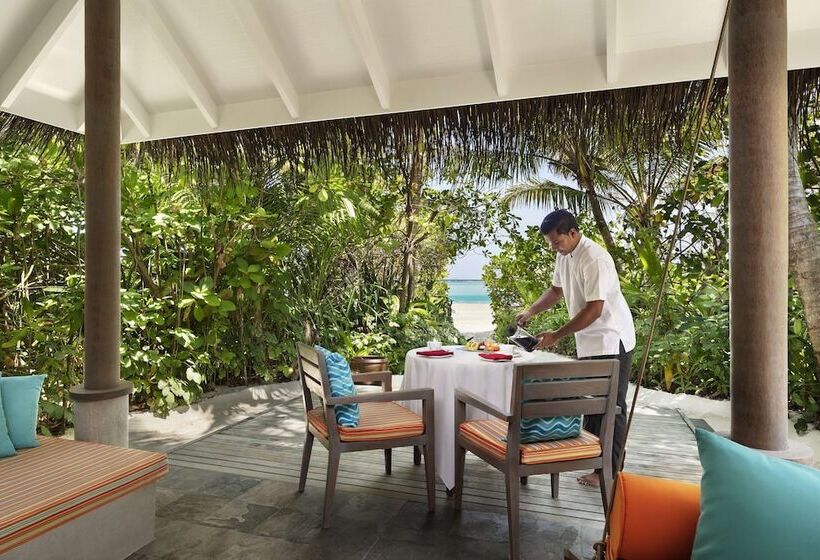 ویلای 1 خوابه, Anantara Dhigu Maldives Resort   Complimentary Round Trip Transportation For Minimum Stay Of 3 Night